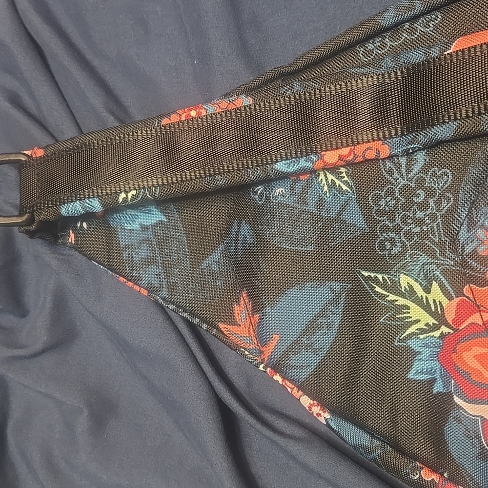 Vera Bradley Black Sling Bag with Red and Blue Floral Pattern - Picture 3 of 6